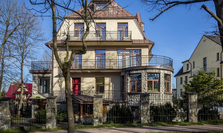 Willa Excelsior - widok budynku